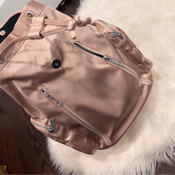 Harlow | Backpack - Picture 5 of 8